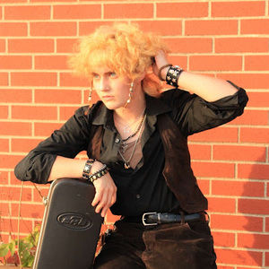 Meet your Posher, Alaster